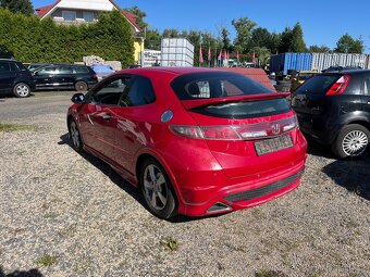 Honda Civic S-Type 1,4 - 4