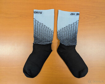 Cyklistické ponožky a rukavice - 4
