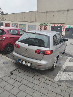 Fiat Croma 1.9 JTD - 4