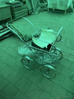 Starý kočárek Liberta - 4