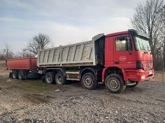 Sklápěčka Mercedes 8x6 - 4