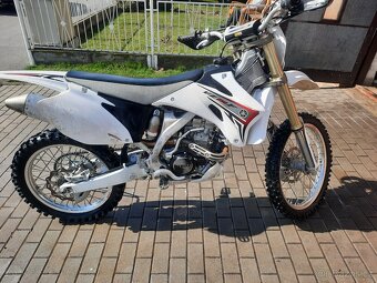 Yamaha yz 250f málo jeta jako hoby - 4