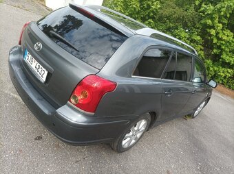 Prodám Toyota Avensis - 4