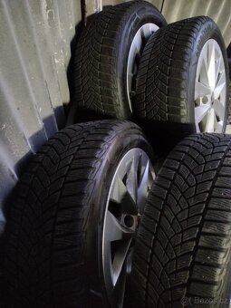 4ks alu disky orig. Škoda 5x112 R17 pneu 205/55 R17 7mm - 4