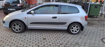 Honda civic 7g 1.6 81 kW v-tec - 4