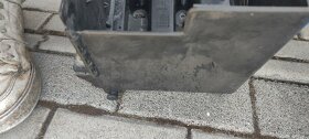 Bateriovy box drzak Audi TT, 8n - 4