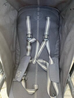sportovní kočárek Cybex Beezy 2023 – Moon Black - 4