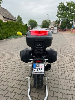 Yamaha MT 10 Tour Edition, nadstandartní výbava - 4