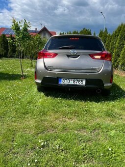 TOYOTA AURIS 1.6 vvti - 4
