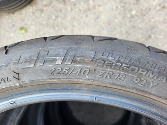 225 40 18" 4x letní pneu.. - 4