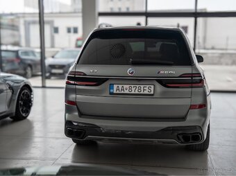 Bmw X7 M60i - 4