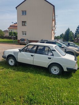 Škoda 120L - 4