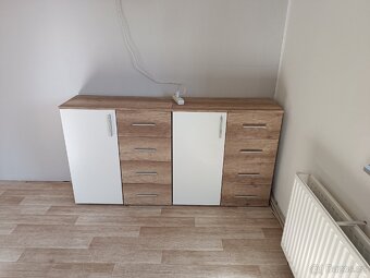 Kancelářský nábytek - 4