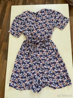 Květinový overal s vadou , vel M ale je spíše do S, Topshop - 4