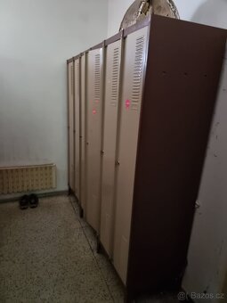 ŠATNÍ SKŘÍNĚ PLECHOVÉ / KOVOVÉ - 4