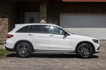 Mercedes-Benz GLC SUV 250d 4MATIC A/T AMG Line - 360/Pano... - 4