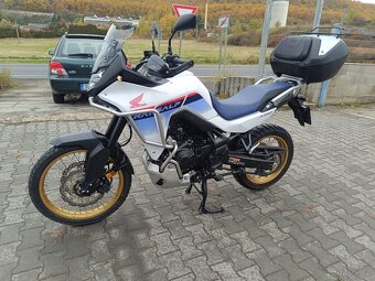 Honda Transapl XL750 - 4