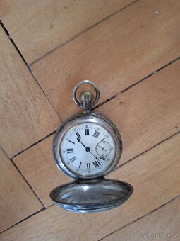 Odznaky, hodinky - 4
