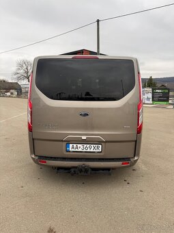 Ford Turneo Custom - 4