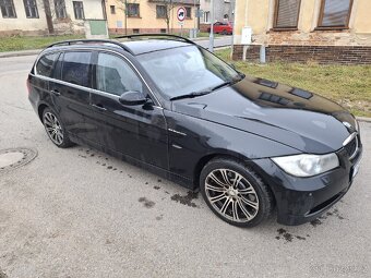 BMW e91 325xi - automat 4x4 - výborný motor - vysoká výbava - 4