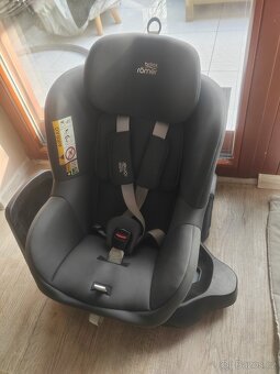 Britax Römer Dualfix M Plus 2023 - 4