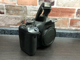 Canon EOS 600D + batery grip - 4