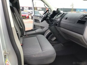 Volkswagen Transporter T5 2.0 Tdi 2/2011 6 míst 103KW 6kval - 4