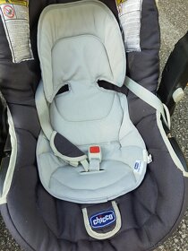 Prodám autosedačku vajíčko Chicco - 4