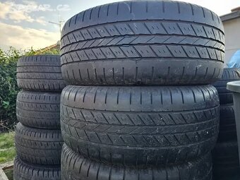 Kola VW T5, 5x112 ET55 / 235/55 R17 letní. - 4