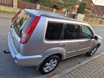 Nissan X-trail 2.5 benzin 121 kw - 4x4 - AUTOMAT - - 4