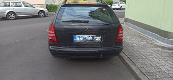 Mercedes W203 C180k - 4