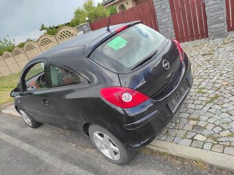 Opel Corsa D Coupe - 4