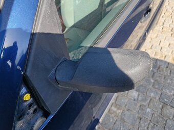 Ford Fusion-veškeré nd - 4
