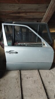 Dveře Mercedes W124 - 4