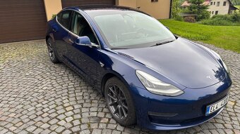 Tesla 3 DualMotor Long Range 2019 Panorama - 4