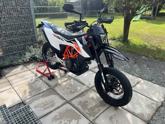 KTM 690 SMC R 2019 nová v ČR - 4