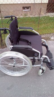 INVALIDNÍ VOZÍK-45 cm -ZADNÍ BRZDY-ZASÍLÁM PO ČR - - 4