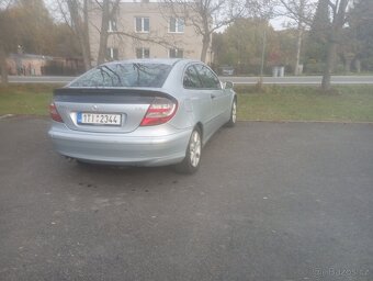 Prodám Mercedes Benz C,220CDI, manuál - 4