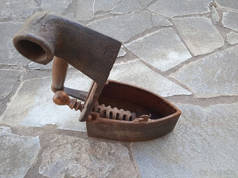 komínová žehlička - 4