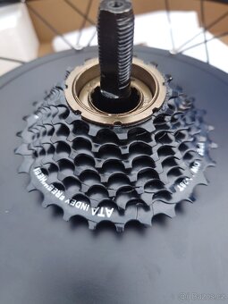 sada kola pro elektrokolo s integrovaným motorem - 4