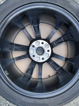 Pěkná nová letní orig alu Škoda Octavia 3 225/45/17 - 4