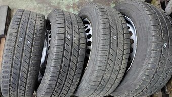 Prodám zimní pneu Vanco Winter2 205/60 r16 C z VW T5 - 4