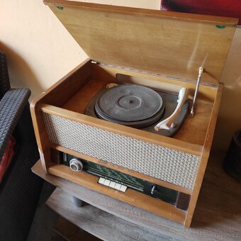 Staré gramorádio - 4