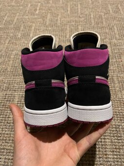 Nike Air Jordan 1 Mid Magenta - 4