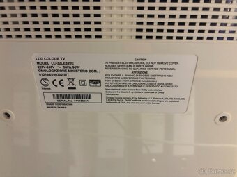 Prodám TV SHARP LC-32LE320 velikost 82cm - 4