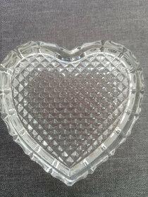 Krabička z broušeného skla, tvar srdce, 12,5 cm - 4