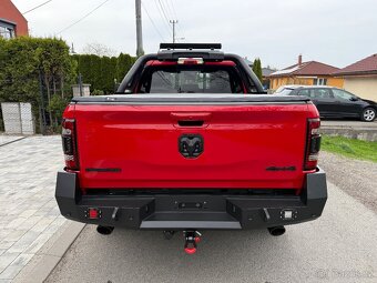 DODGE RAM 1500 HARD OFFROAD HEMI NAVIJÁK - 4