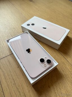 Apple iPhone 13 128GB růžový - 4
