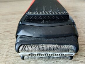 Prodám el.hol.stroke Braun 3030S už za "hubičku" - 4