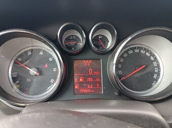Zafira 7 míst - 4